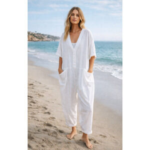 Free People Oversized White Jumpsuit V-Neck Short Sleeve Casual Summer Poplin M